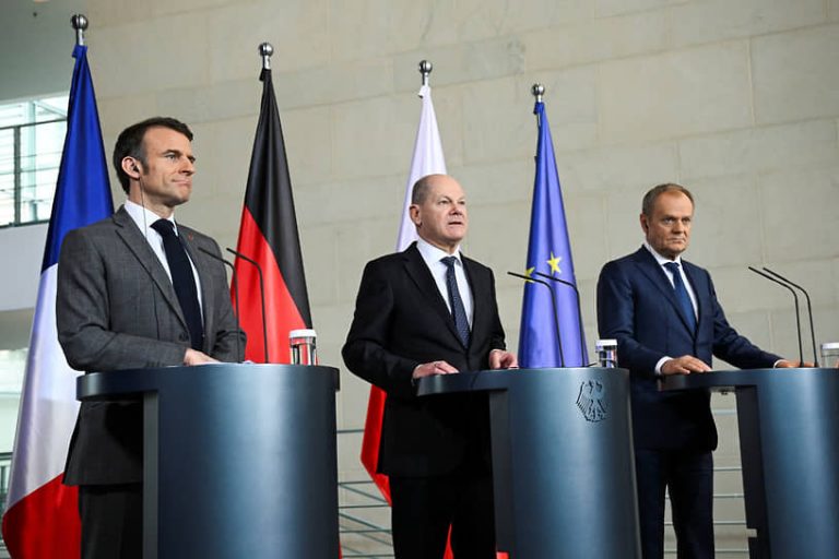 Franţa, Germania şi Polonia sunt de acord ”să nu ia niciodată iniţiativa escaladării” în războiul din Ucraina, anunţă Macron la Berlin, după un summit cu Scolz şi Tusk