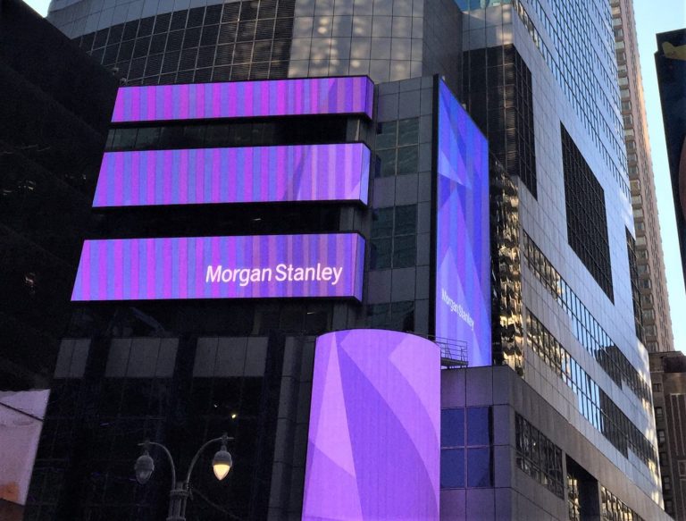 Morgan Stanley: Băncile din SUA, mult mai expuse decât cele din Europa la criza imobiliară