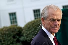 Caz istoric în SUA: Peter Navarro, fost consilier al lui Trump, intră la închisoare pentru sfidarea Congresului