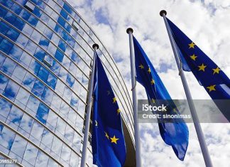 Romanians generally positive about being in the EU, less happy about quality of life – Eurobarometer