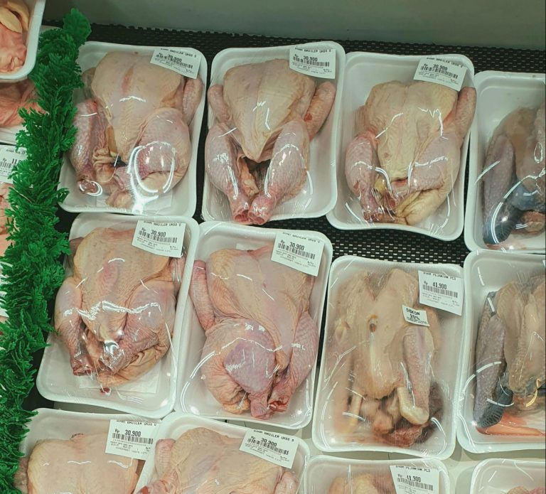 Carne de pui cu salmonella, retrasă de pe piaţă / Reacția directorului ANPC