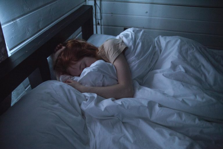 Bacteriile ar putea influenţa somnul – studiu