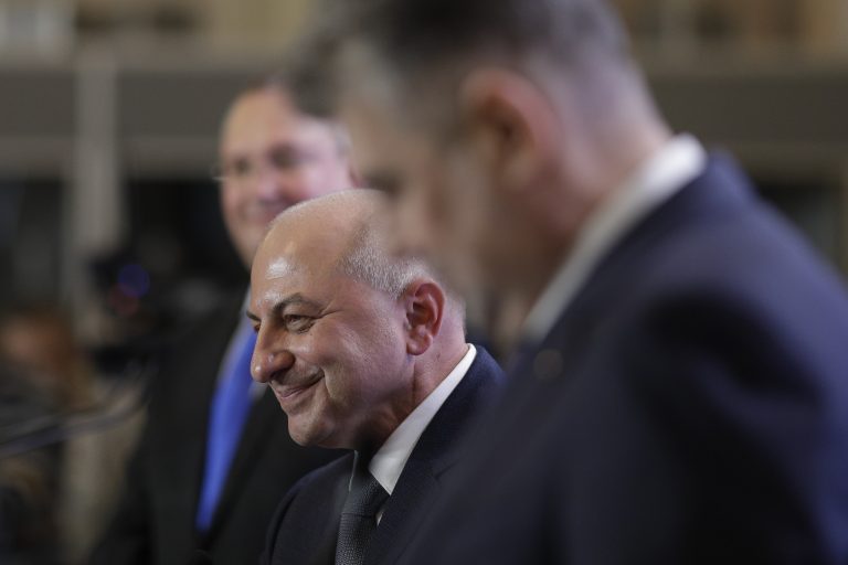 Ciucă, despre Cîrstoiu: În acest moment, vă pot spune că la nivelul coaliţiei s-a menţinut decizia să fie candidatul coaliţiei / Despre Piedone: Nu putem să îl susținem