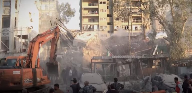 VIDEO | O maşină capcană a explodat în centrul Damascului