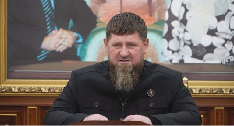 Succesiunea | De ce s-a întâlnit Putin cu fiul lui Kadîrov, ce șanse au cei mai discutați concurenți și cum a devenit liderul cecen apologetul feminizării politicii