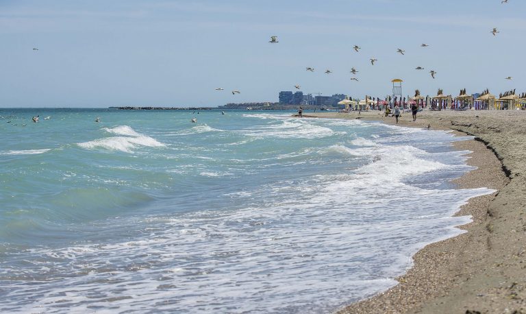 Românii îşi vor petrece minivacanţa de Rusalii pe litoralul românesc / Care sunt cele mai populare stațiuni