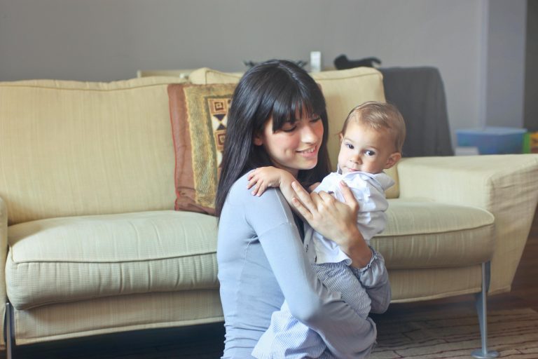 Un sfert dintre părinții germani sunt îngrijorați că nu vor putea acoperi nevoile de bază ale familiei