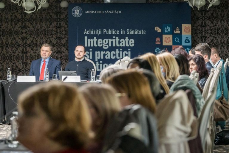 Ministrul Sănătăţii: Traversăm o perioadă fără precedent cu programe majore de finanţare care generează mii de achiziţii publice / Trebuie să vorbim cât se poate de deschis despre integritate şi anticorupţie