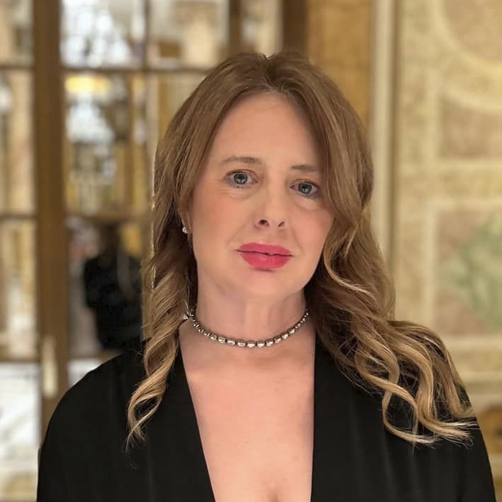 Universul’s Alison Mutler, among Biz’s extraordinary women