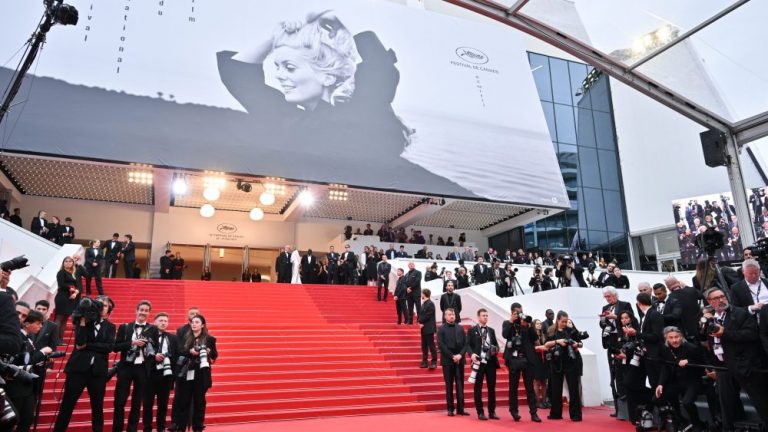 Organizatorii Festivalului de la Cannes vor decide ”de la caz la caz” în privinţa starurilor acuzate de #MeToo