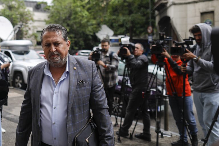 Noi probe în dosarul generalilor SRI Coldea şi Dumbravă. Denunţătorul Hideg a depus la DNA telefoanele cu care a realizat înregistrările