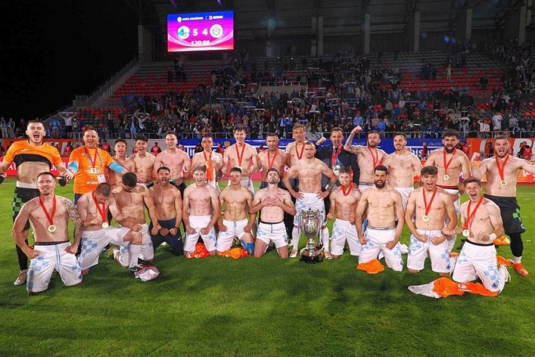 Corvinul Hunedoara a câștigat Cupa României. Florin Maxim: „Aceste momente aşa se câştigă, să treci peste durere!”