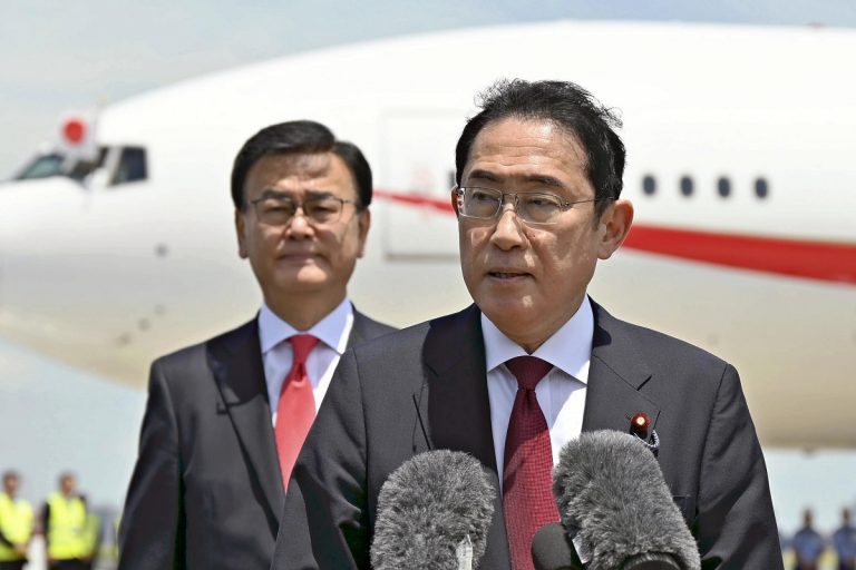 Summit trilateral. Premierii Chinei şi Japoniei, în Coreea de Sud