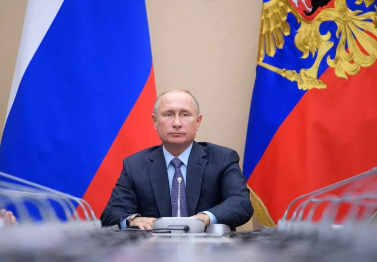 La summitul Organizaţiei de Cooperare de la Shanghai, Putin şi-a reiterat planul de pace în Ucraina, sinonim cu ”capitularea” Kievului