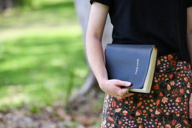 SUA | Statul Oklahoma ordonă ca Biblia să fie predată în şcolile publice