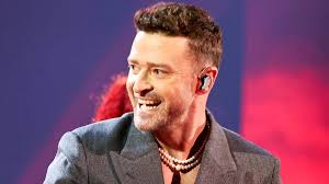 Justin Timberlake a fost arestat pentru conducere sub influenţa alcoolului