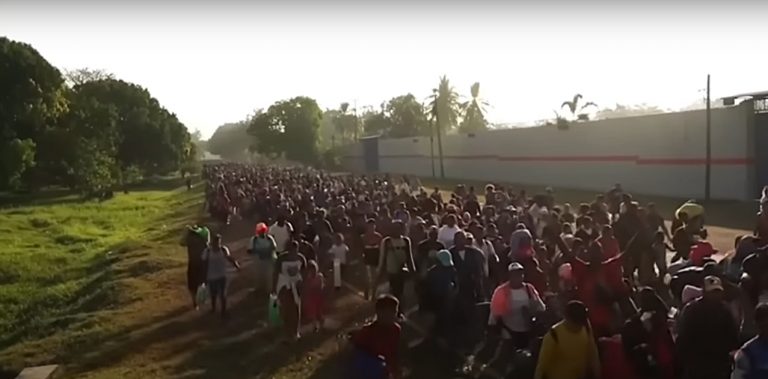 VIDEO | Joe Biden va închide temporar graniţa SUA cu Mexic pentru migranţii clandestini