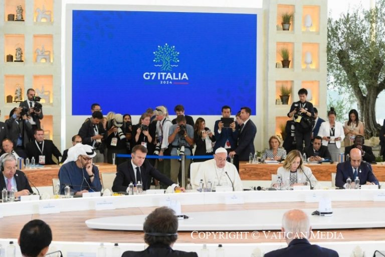 Papa Francisc, la Borgo Egnazia, la summitul G7, o participare fără precedent
