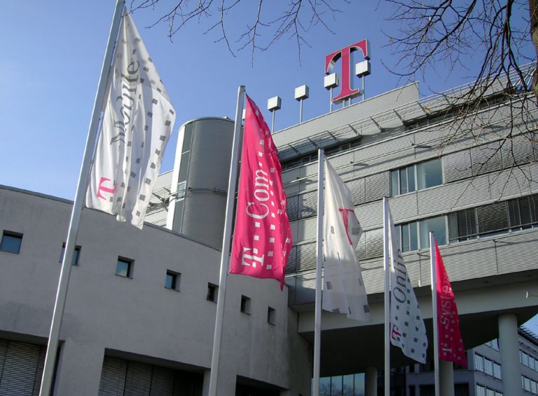 Consiliul Concurenţei analizează preluarea Telekom România Mobile Communications de către Gheorghe Tomşa