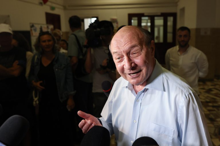 ALEGERI PREZIDENŢIALE 2025 | Traian Băsescu: România are nevoie de schimbare. Nu mai putem continua în formula politică actuală