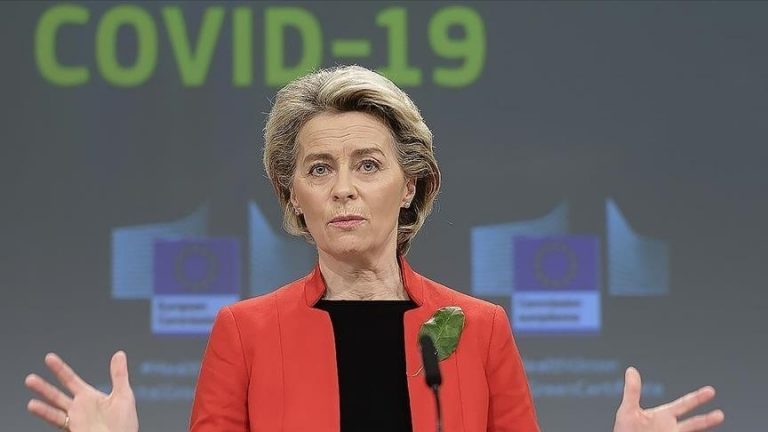 Comisia Europeană justifică un zbor charter de numai 200 de km pentru președinta Ursula von der Leyen