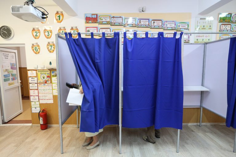 Rezultate exit-poll | Alegeri europarlamentare: PSD-PNL 54%, AUR – 14%, Dreapta Unită 11%/ Primăria Capitalei: Nicuşor Dan – 45%, Firea – 24%