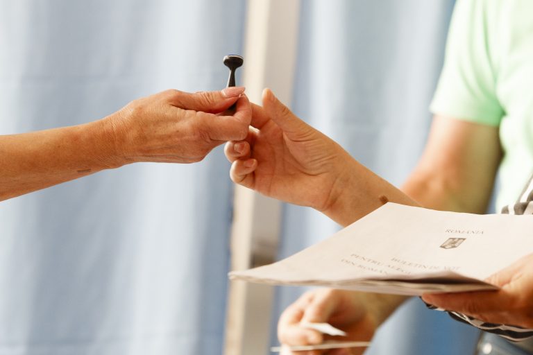 ALEGERI PREZIDENȚIALE 2025 | AEP: Până la ora 19:00 au votat 47,21% dintre alegători