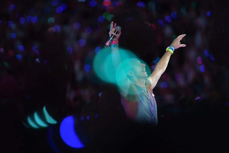 Dick Van Dyke dances in Coldplay video
