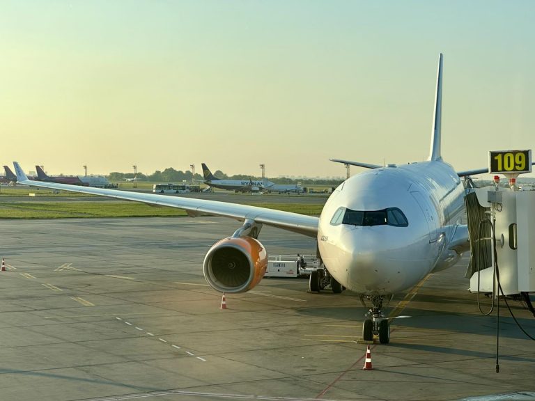 Direct flights from Romania to US resume after 20 years
