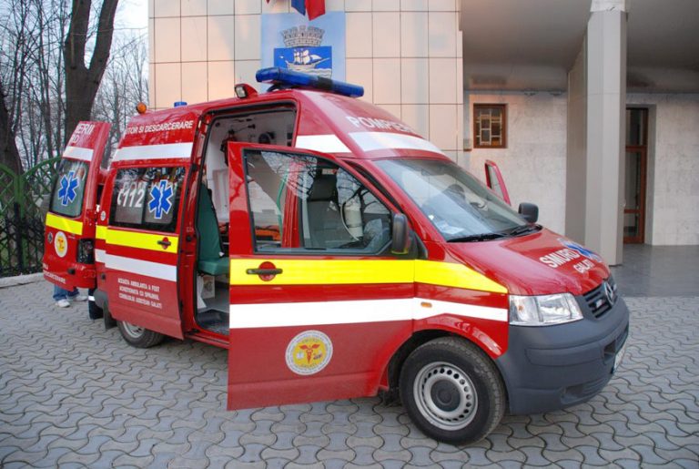 Planul Roşu de Intervenţie, activat după ce mai mulți turiști de la un complex hotelier din Olimp au acuzat stare de rău şi senzaţii de sufocare/ 13 persoane, între care şapte copii, duse la spital