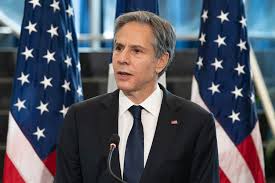 Trump retrage autorizațiile de acces la informații clasificate pentru fostul secretar de stat Blinken și alți oficiali