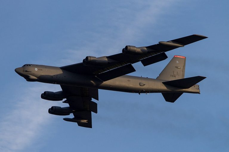 Cele două avioane ale Forţelor aeriene americane interceptate duminică de aeronave ruseşti deasupra Mării Barents au aterizat la Baza Kogăniceanu / Precizările Forţele Aeriene ale SUA în Europa