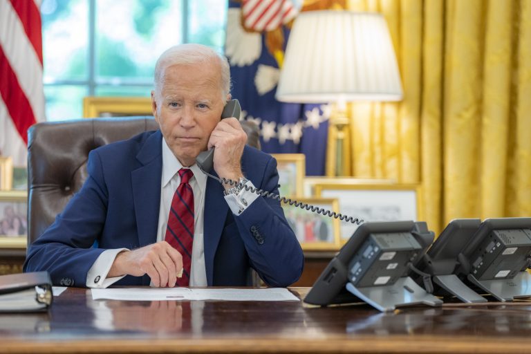 Joe Biden pregătește un ajutor militar de peste 700 de milioane de dolari pentru Ucraina