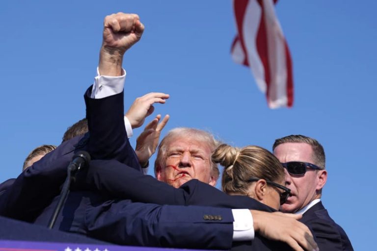„Ca un spectacol de magie”. Cum conspirațiile din social media îi unesc pe votanții pro și anti-Trump