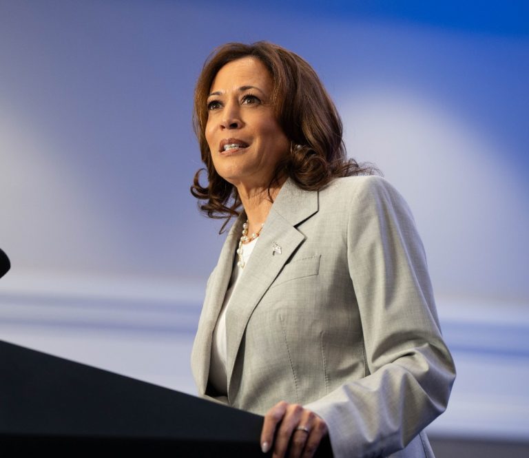 AFP: Kamala Harris promite la Fox News că mandatul său nu va fi „o continuare” a preşedinţiei Biden