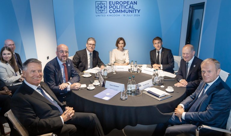Preşedintele Iohannis a pledat, la reuniunea Comunităţii Politice Europene, pentru cooperarea în domeniul energiei