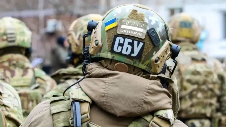Un fost instructor militar „european”, arestat şi acuzat de SBU de spionaj în favoarea Rusiei