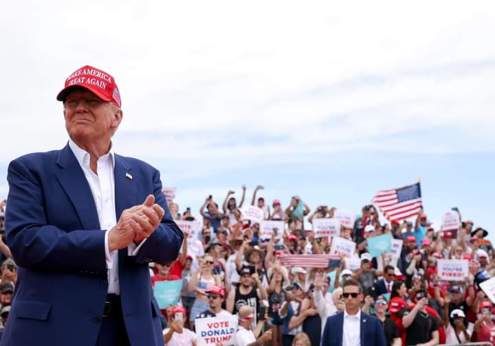 Premieră pentru republicani în ultimii 20 de ani: Donald Trump câştigă şi votul popular