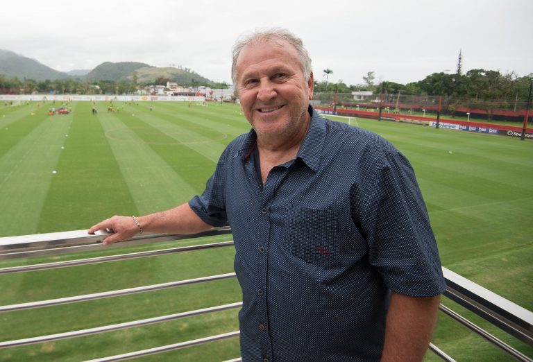 Le Parisien: Legendarul fotbalist Zico, victima unui furt de 500.000 de euro în capitala Franţei, unde se află pentru Jocurile Olimpice