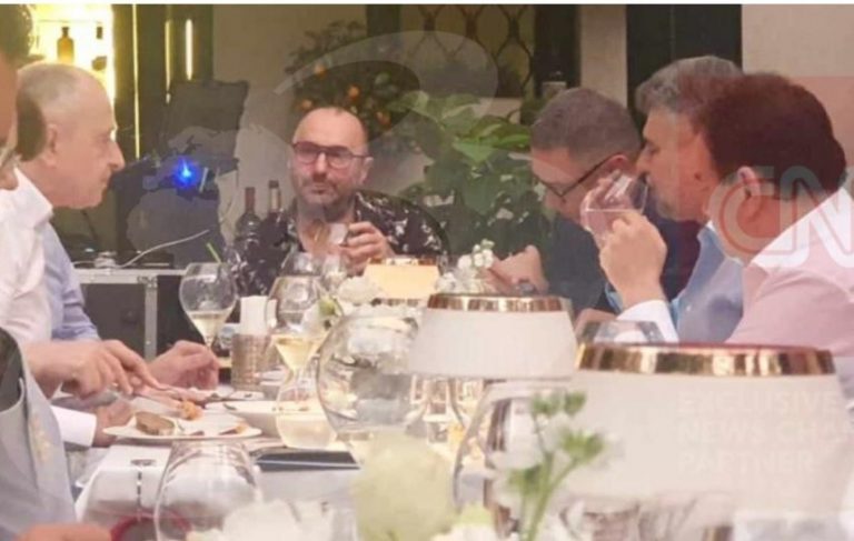 La aceeași masă: Geoană, Ciolacu, Ponta / Rareș Bogdan: „Domnul Geoană încearcă să ne explice că vine din spuma mării”
