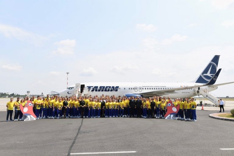 VIDEO | Team Romania a plecat la Paris pentru Jocurile Olimpice. Elisabeta Lipă: Să vă reprezentaţi ţara cu cinste şi onoare