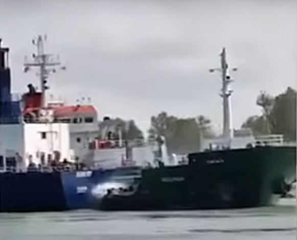 Două nave s-au ciocnit pe Canalul Sulina. Nu au fost înregistrate victime. Navigaţia pe canal se desfăşoară normal şi nu au fost urme de poluare