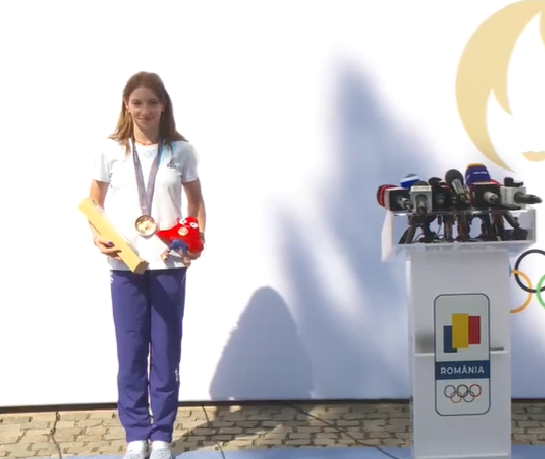 VIDEO | Ana Maria Bărbosu a primit medalia de bronz câștigată la Jocurile Olimpice: Sper să continui să reprezint România la cel mai înalt nivel
