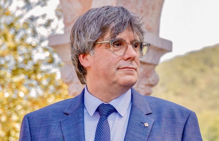 Poliţia catalană recunoaşte erori care i-au permis separatistului Carles Puigdemont să fugă din nou