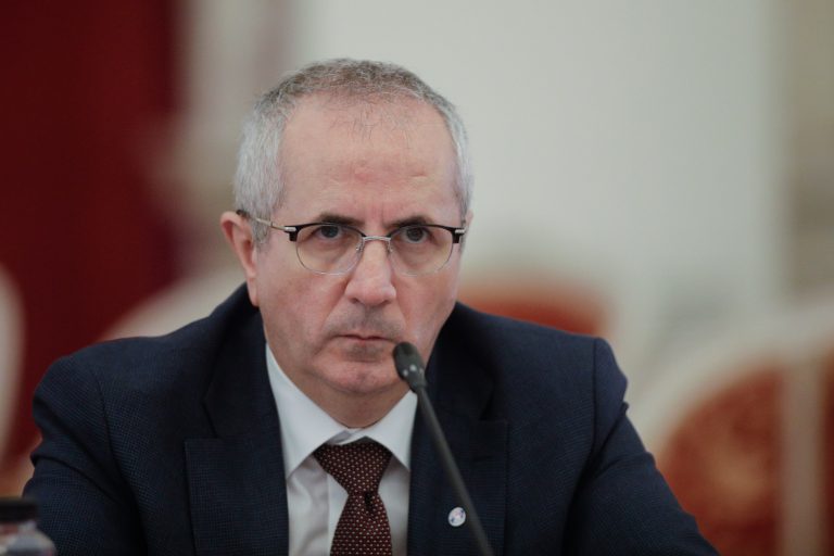 Dosarul Pantelimon | Colegiul Medicilor, atac la medicii legiști: Au încălcat grav drepturile medicilor inculpați la un proces echitabil