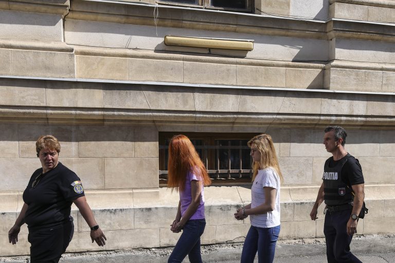 Dosarul Pantelimon | Cele două doctorițe de la ATI acuzate de omor cu premeditare, puse în libertate de Curtea de Apel București