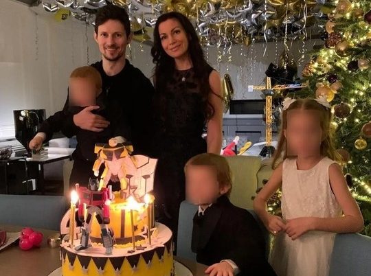 TF1: Bodyguardul lui Pavel Durov este român / Culisele arestării fondatorului Telegram şi controversele cetăţeniei sale franceze