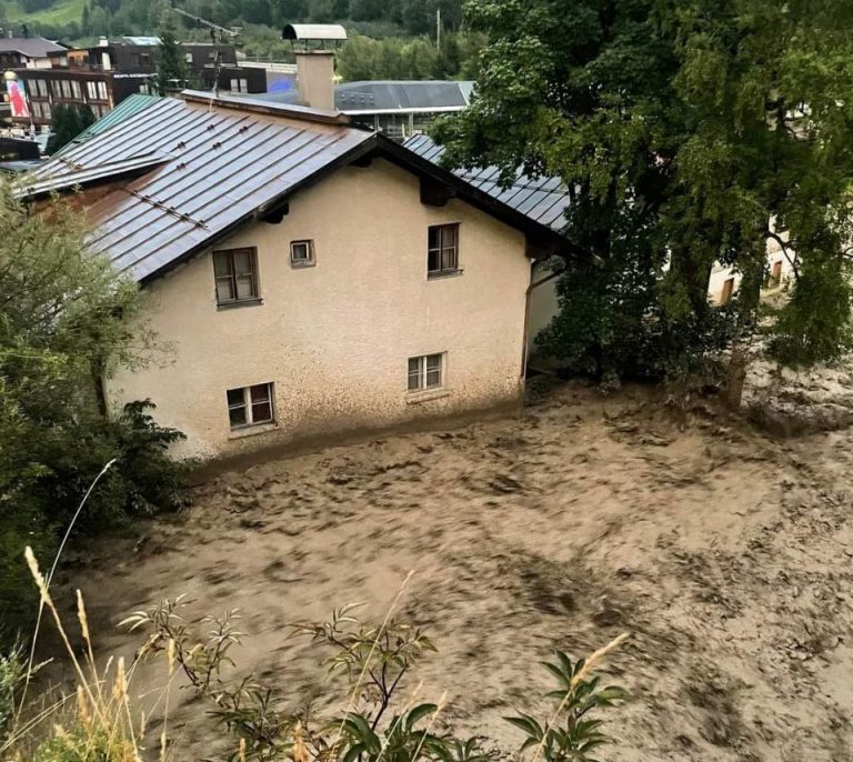 Furtunile violente au provocat inundaţii majore în Austria