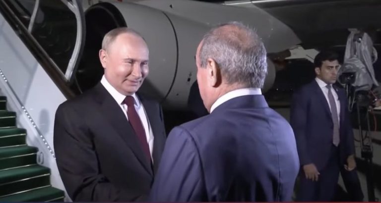 VIDEO | Putin a ajuns în Azerbaidjan pentru o vizită oficială