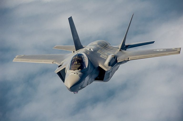 Trump: SUA urmează să vândă Indiei avioane de luptă de tip F-35